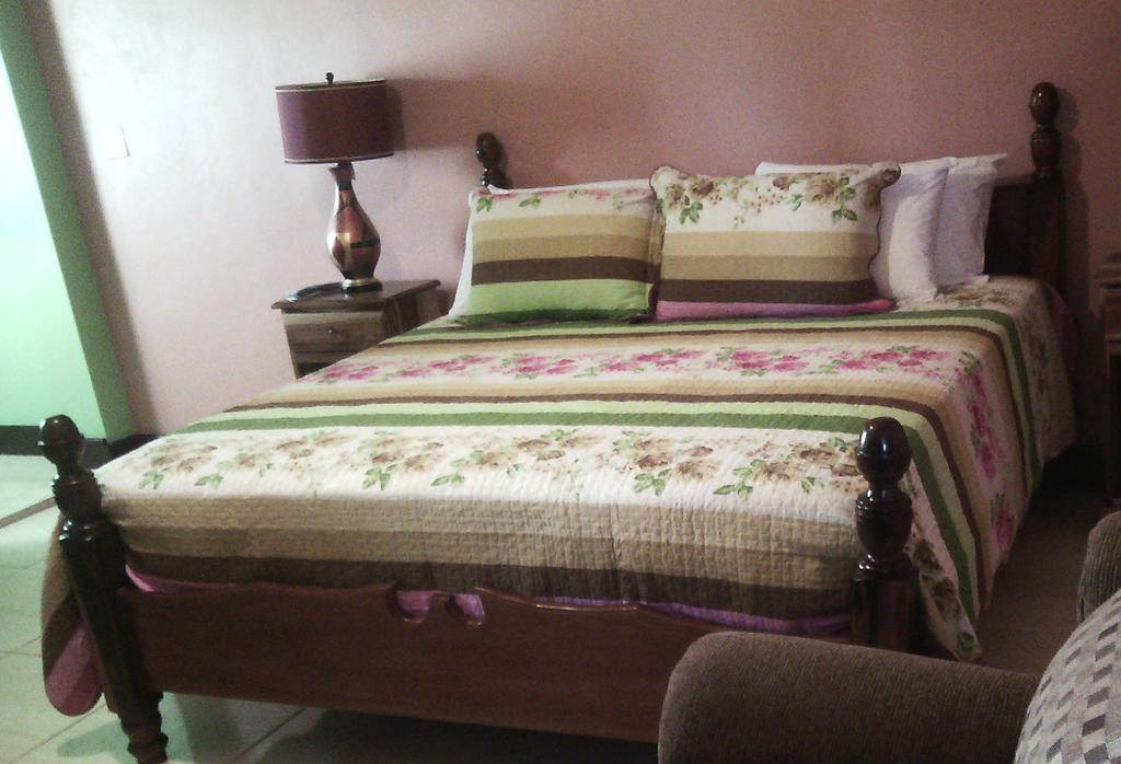 Hotel Tropik Leadonna Montego Bay Quarto foto